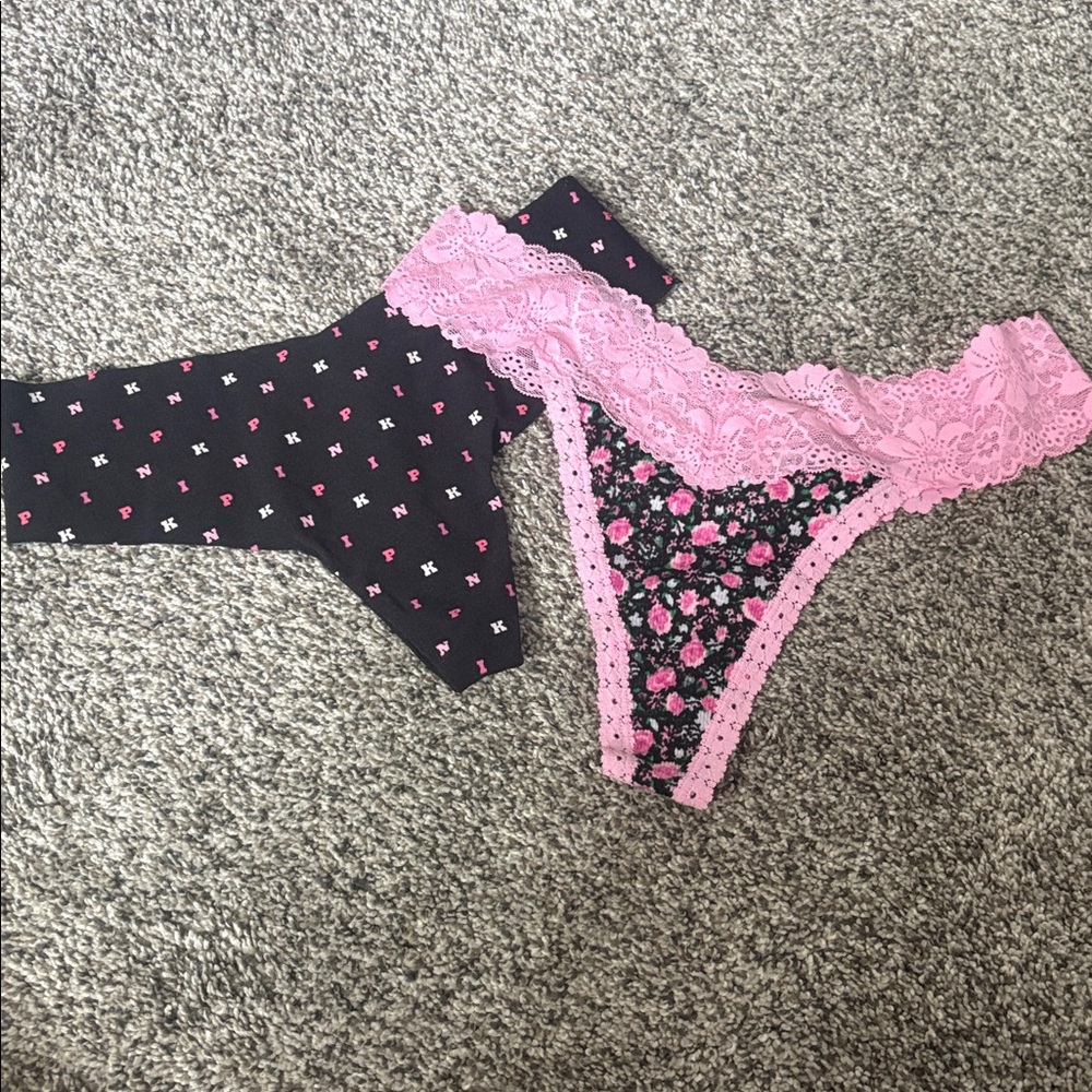2-Pack PINK Thongs - M